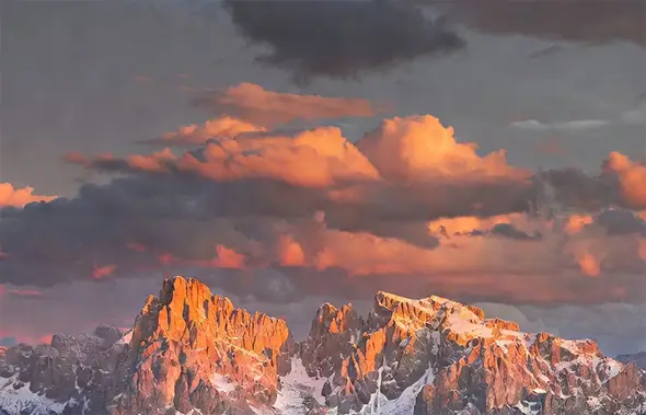The breathtaking pink glow of the Dolomites at sunset in Cortina d’Ampezzo.