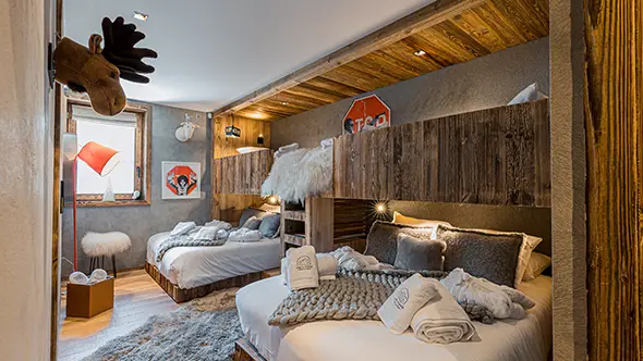 Childrens bedroom with bunk beds in chalet Orca.