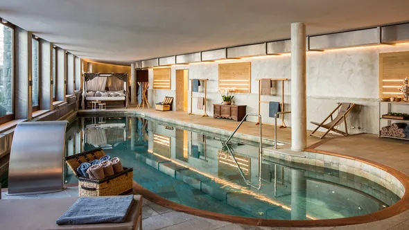 The indoor spa pool at Hotel Hermitage, Breuil-Cervinia