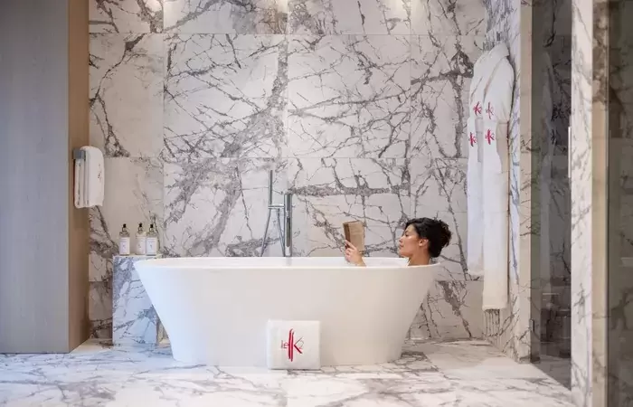 A bathroom in one of the Suites-Chalets at Le K2 Palace, Courchevel 1850