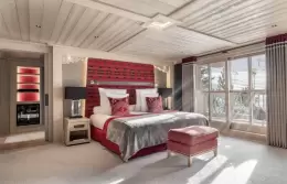 The bedroom in a Suite at Le K2 Altitude, Courchevel 1850