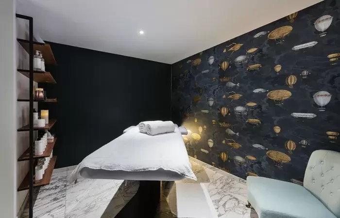 Massage treatment room in the Relax area of Fahrenheit Seven Courchevel