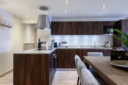 Apartment A04
