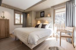 Apartment B21-22