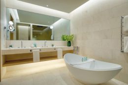 WALDHOTEL EXECUTIVE SUITE