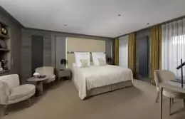 A bedroom in a Grand Luxury Suite at Le K2 Chogori, Val d'Isere