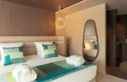 Floor plan of the 2-Bedroom Signature Suite over two levels, Fahrenheit Seven Les Menuires